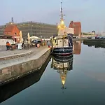 펜션 Klosterhaeuschen In 슈트랄준트
